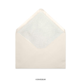 Gefütterte Briefumschläge