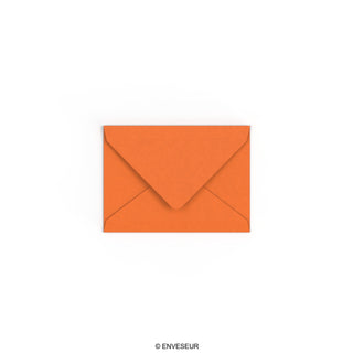 Feuerorangefarbener Umschlag 82x113 mm (C7)