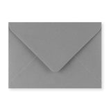 Dunkelgrauer Briefumschlag 125x175 mm