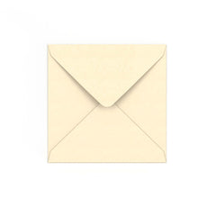 Magnolienfarbener Briefumschlag 140x140 mm