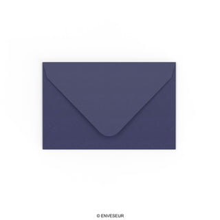 Dunkelblauer Briefumschlag 65x94 mm