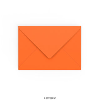 Orangefarbener Briefumschlag 114x162 mm (C6)