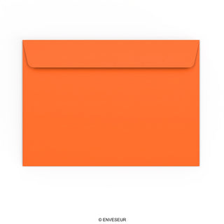 Orangefarbener Briefumschlag 162x229 mm (C5)