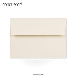 Cremefarbener Conqueror Briefumschlag 114x162 mm (C6)